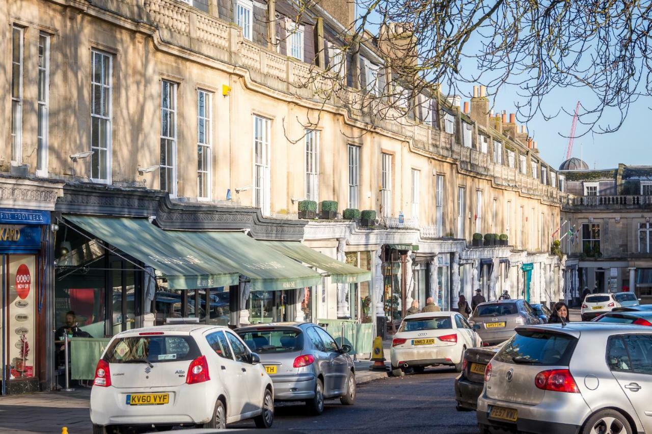 2 Bedroom Town Centre Apartment Cheltenham Exterior foto